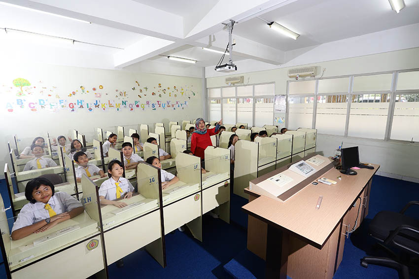 Lab Bahasa Lab Bahasa